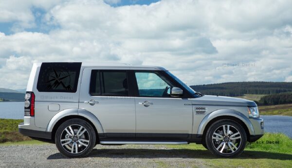 Standard size compass back window decal for Land Rover LR3, LR4.